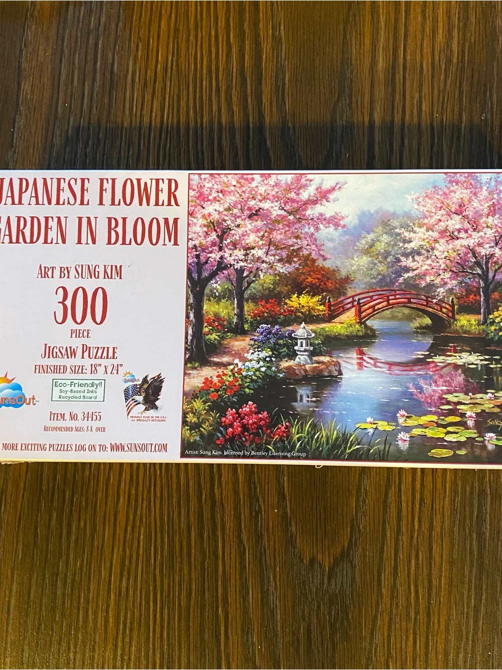 Japanese Flower Garden in Bloom 300-Piece Puzzle - Pink & Green